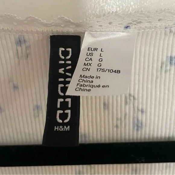 H&M Floral Tee - Picture 3 of 5